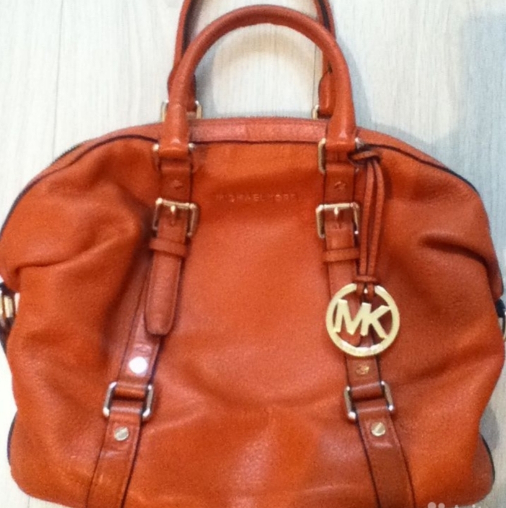 Michael Kors leather orange handbag